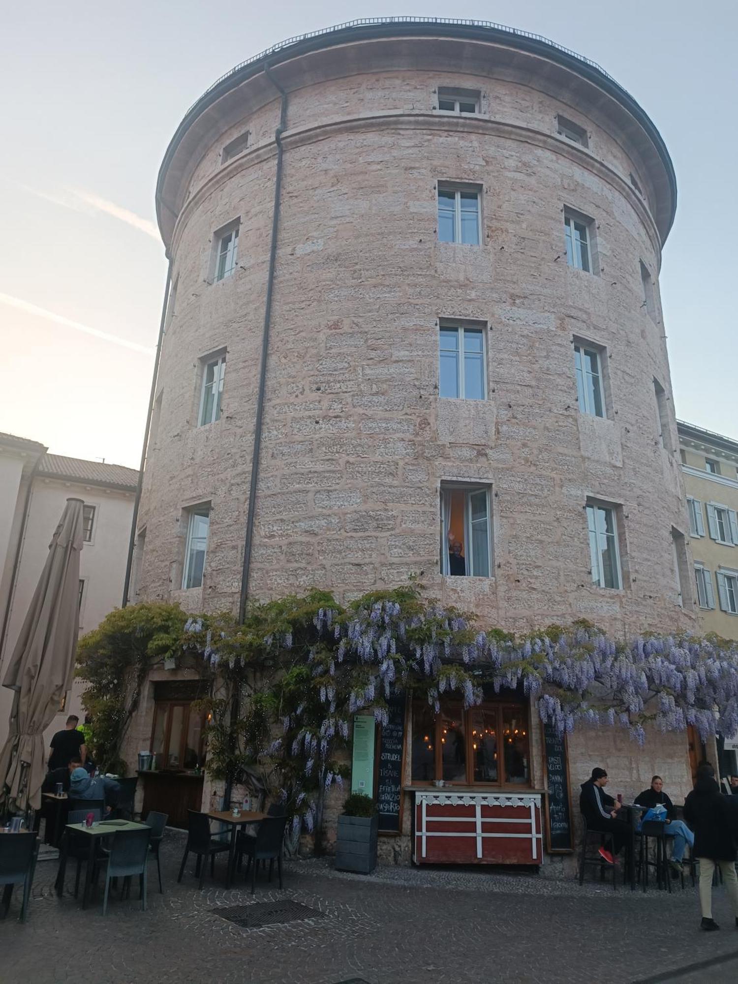 Torrione Trento Hotell Eksteriør bilde
