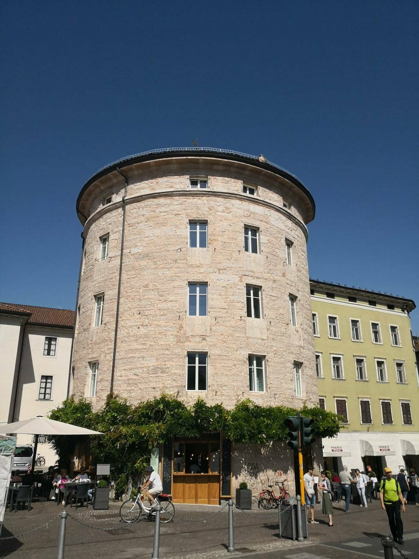 Torrione Trento Hotell Eksteriør bilde